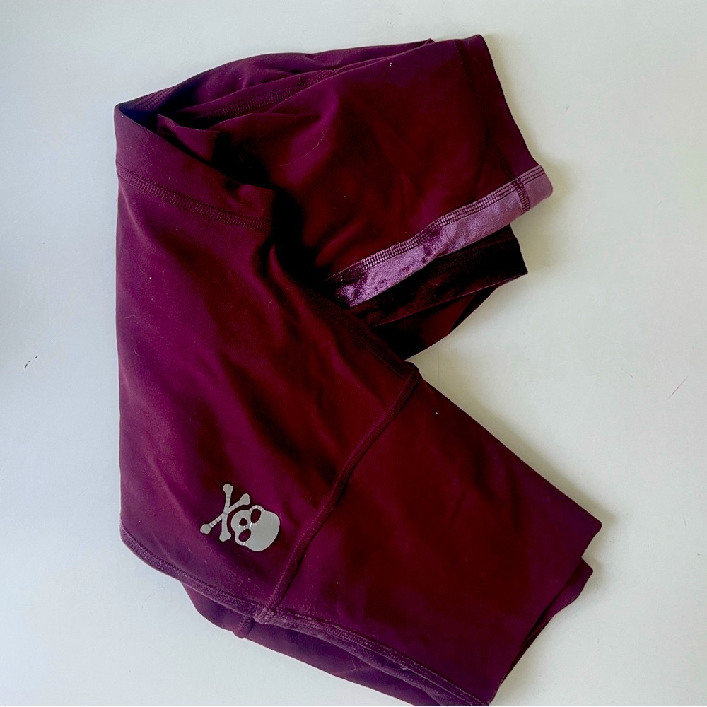 SOULCYCLE X LULULEMON maroon leggings size 4!